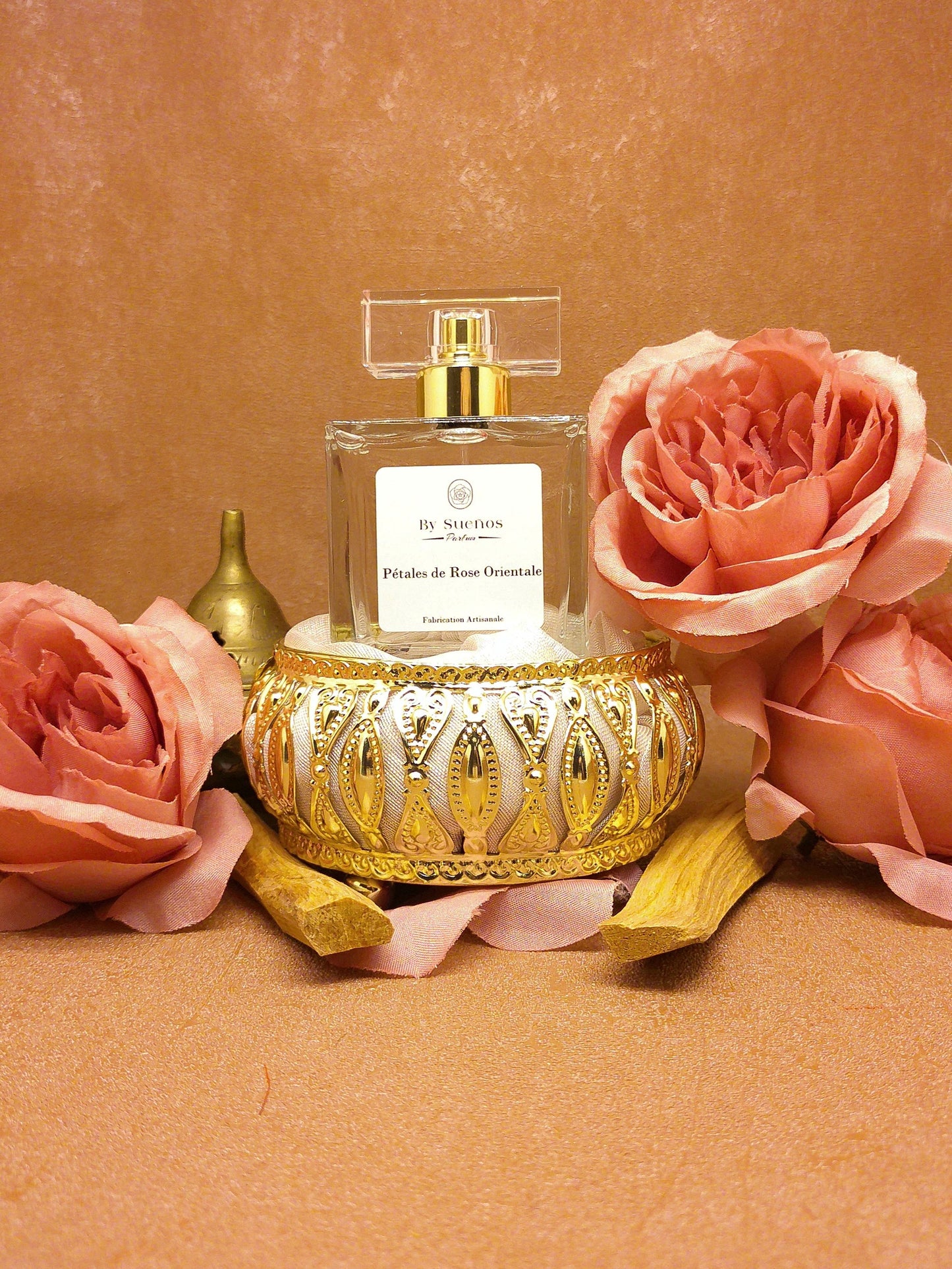 PÉTALES DE ROSES ORIENTALES